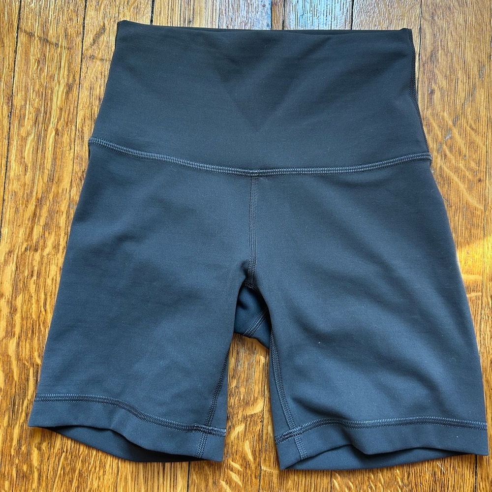 Lululemon Athletica - Wunder Train High Rise Shorts